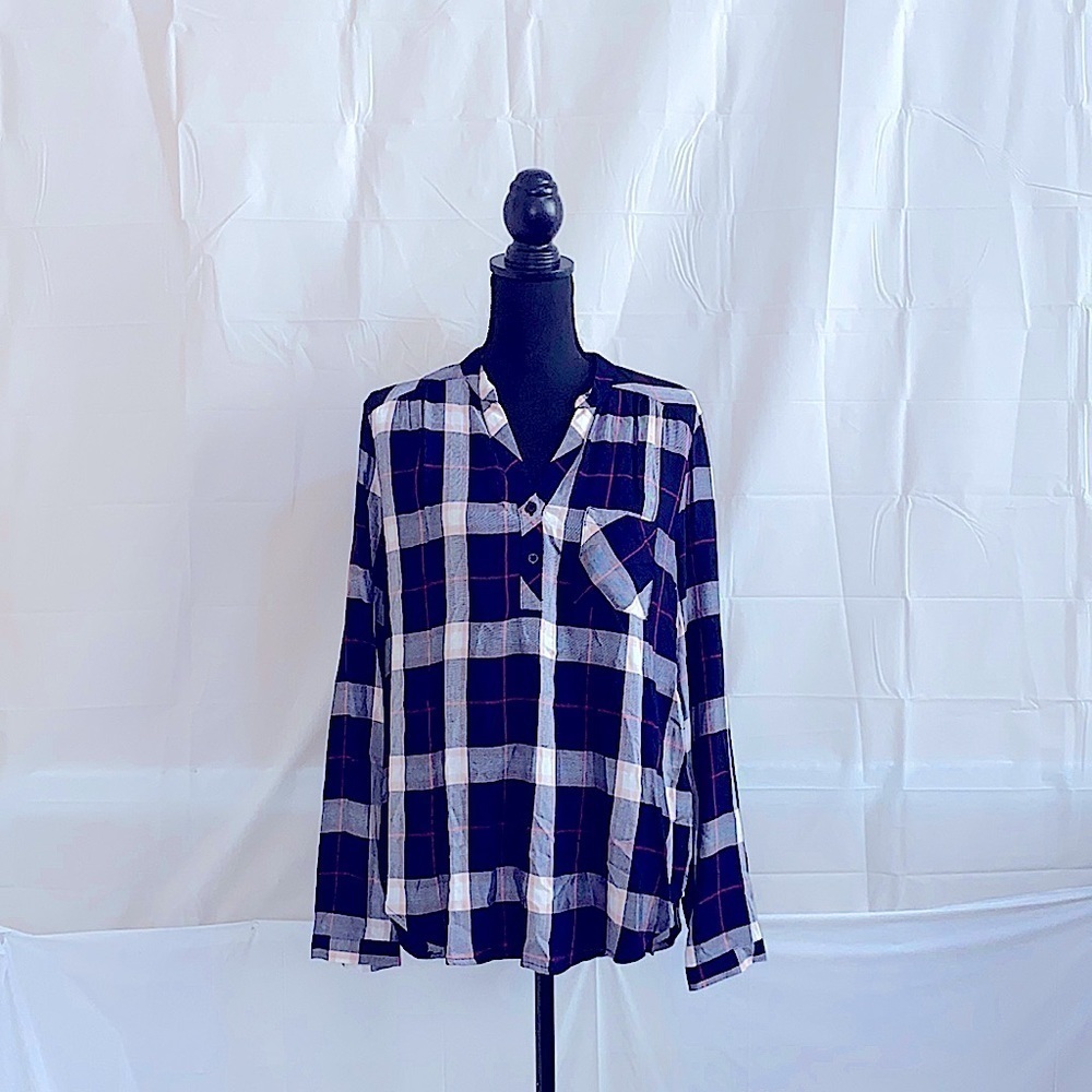 NSR Long Sleeve Plaid Top Size L